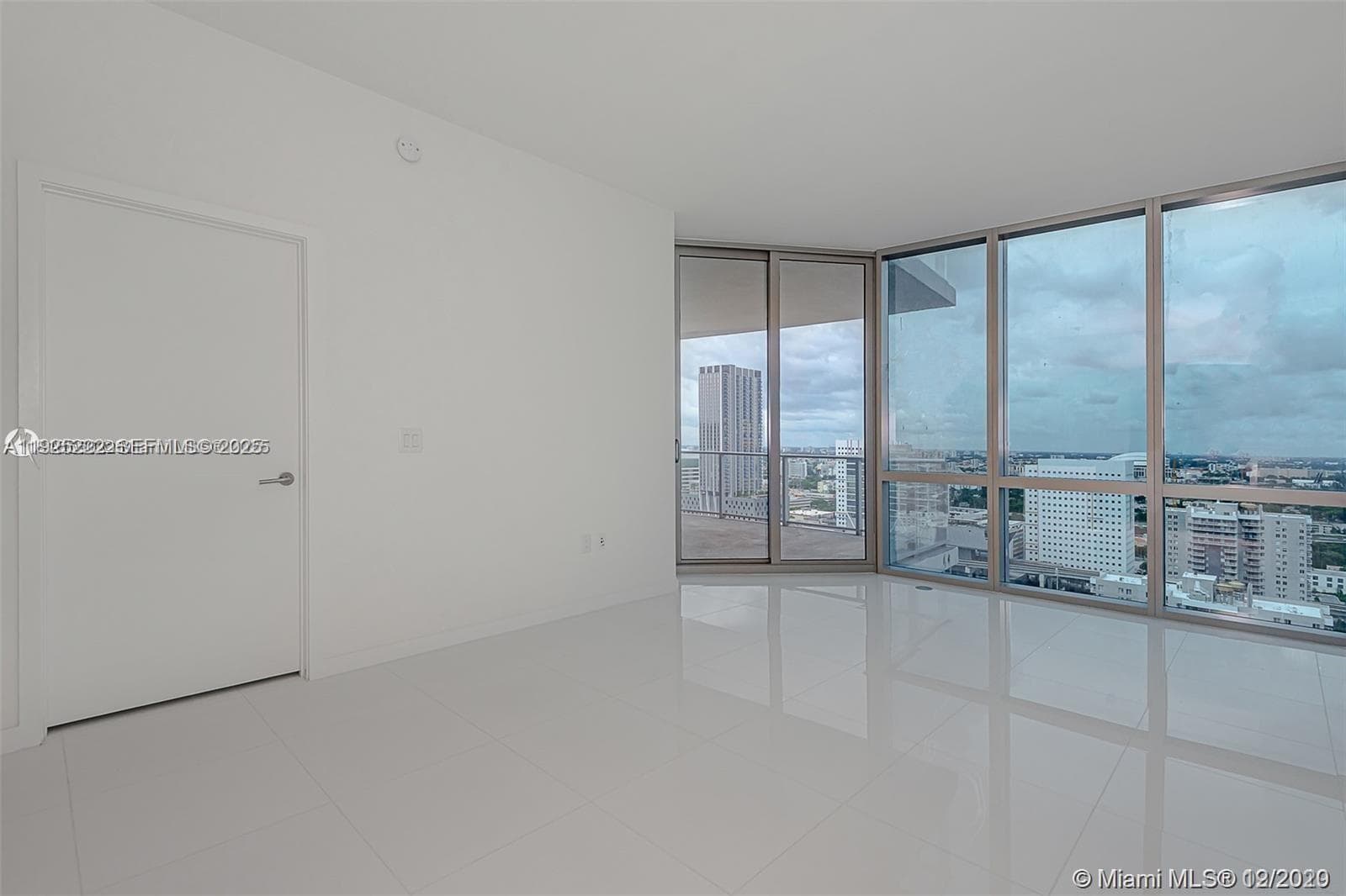 851 NE 1st Ave # 1608, Miami FL 33132 — 9