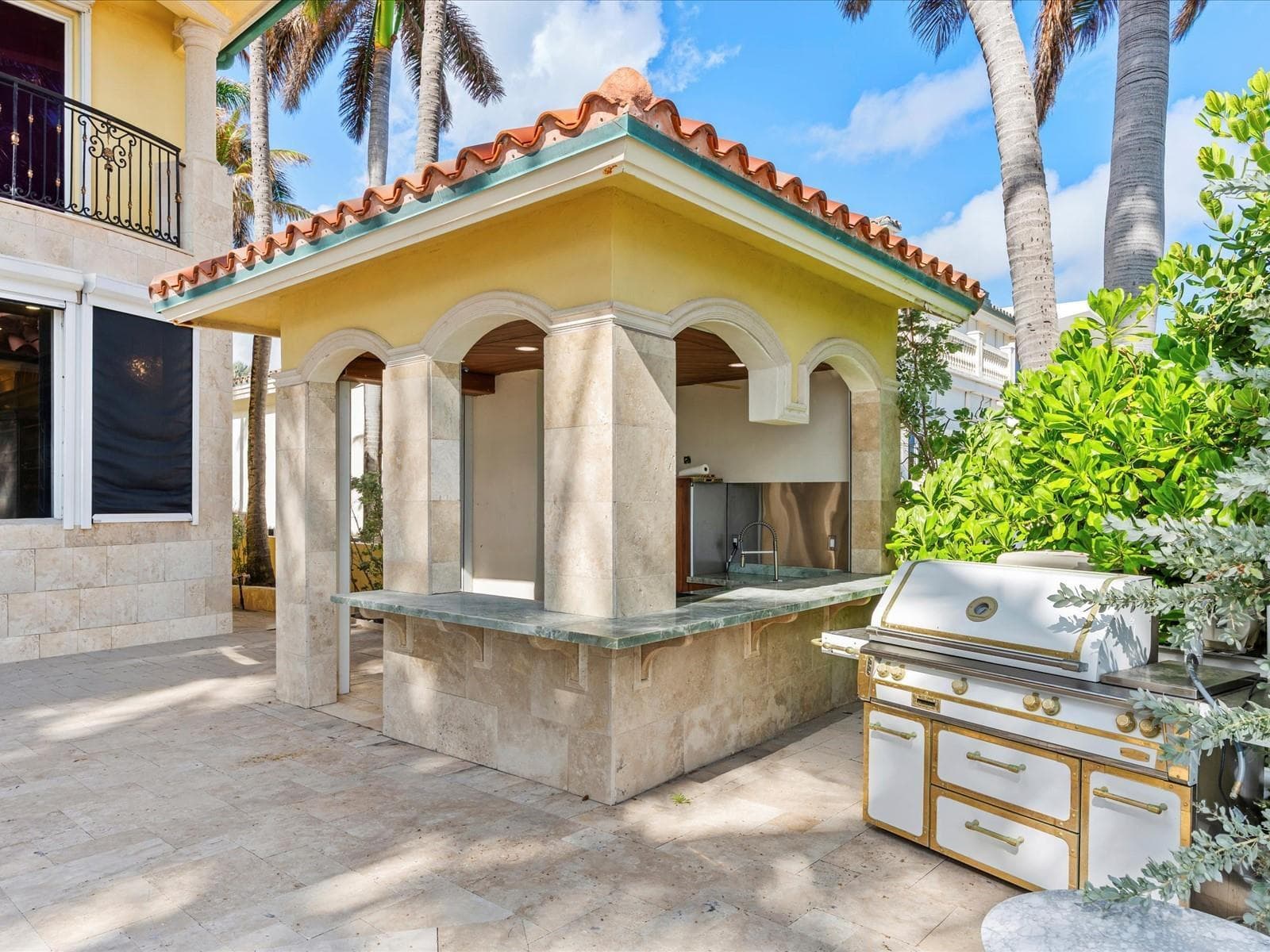 555 Ocean Boulevard, Golden Beach FL 33160 — 22