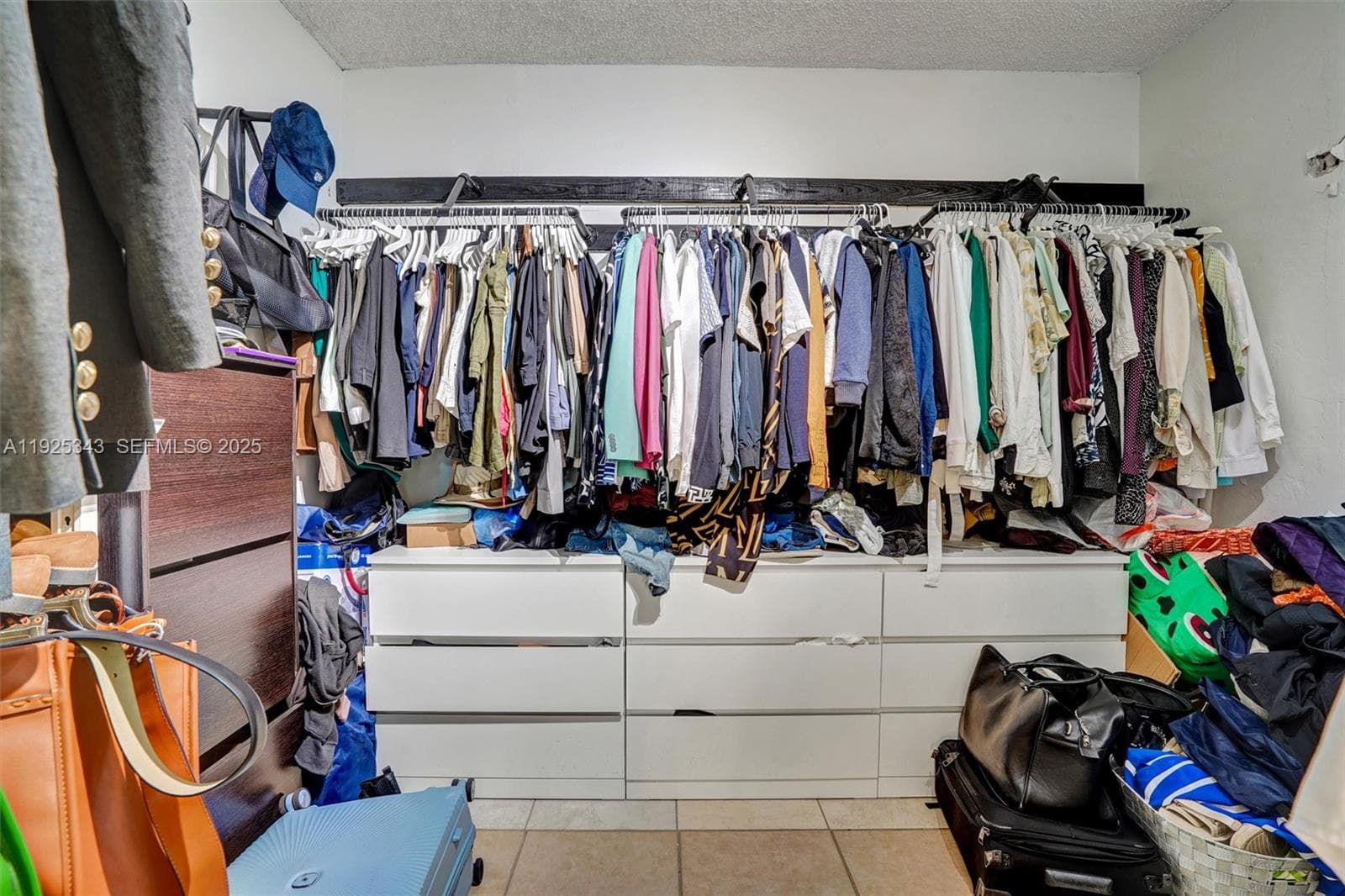 631 E 53rd St, Hialeah FL 33013 — 12