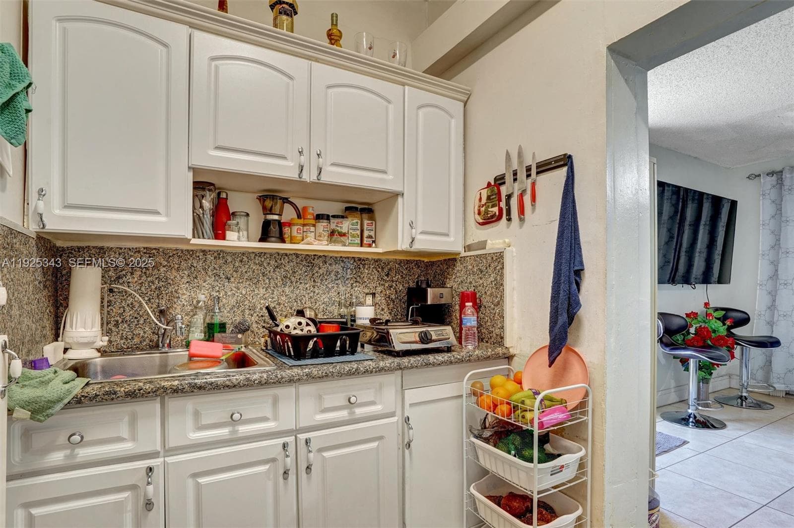 631 E 53rd St, Hialeah FL 33013 — 37