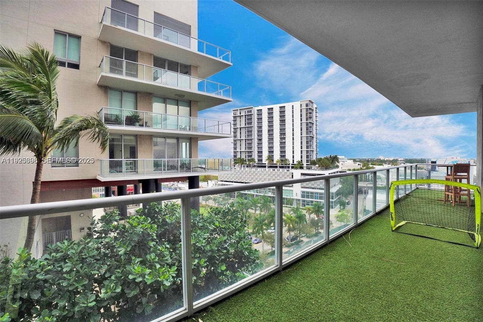 3470 E Coast Ave # H0904, Miami FL 33137 — 37