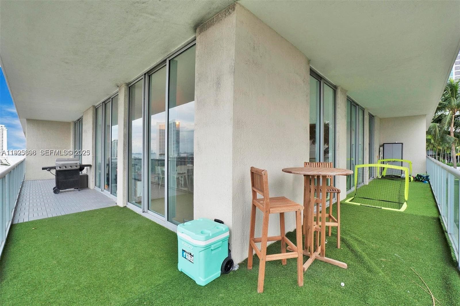 3470 E Coast Ave # H0904, Miami FL 33137 — 35