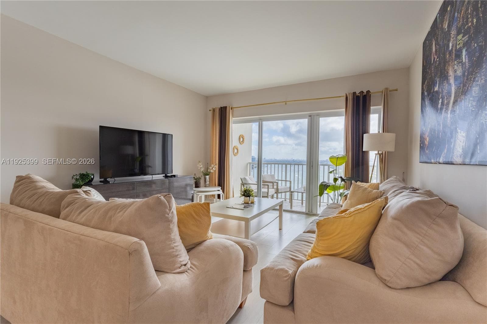 300 SE Bayview Dr # 2114, Sunny Isles Beach FL 33160 — 5