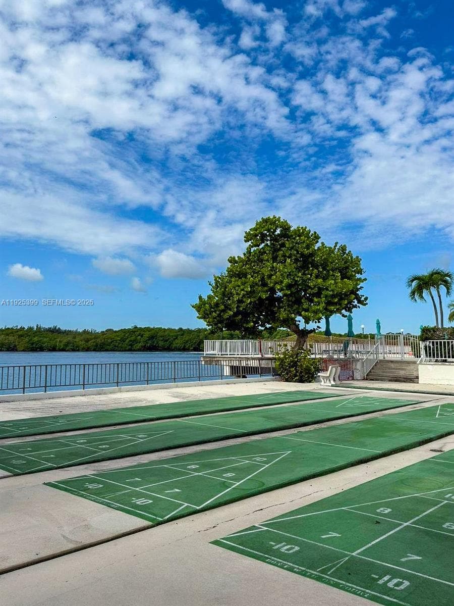 300 SE Bayview Dr # 2114, Sunny Isles Beach FL 33160 — 19