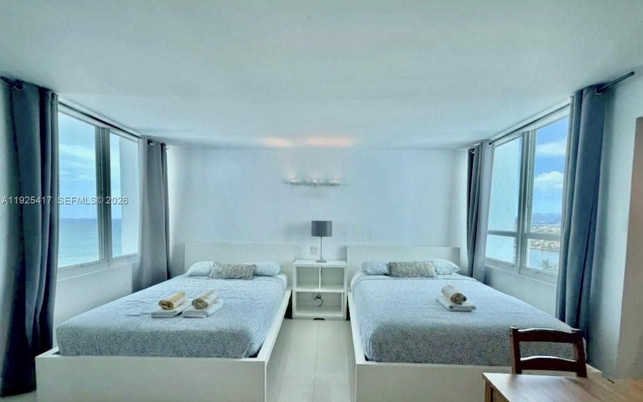 5445 Collins Ave # 1504, Miami Beach FL 33140 — 3