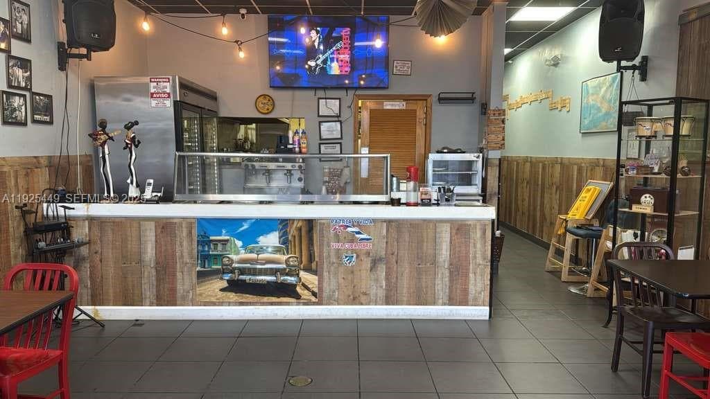 22069 S Dixie Hwy, Miami FL 33170 — 1