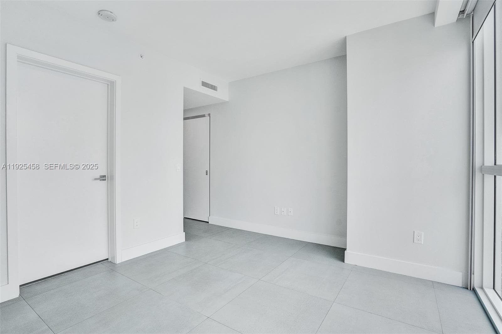 1080 Brickell Ave # 4109, Miami FL 33131 — 16
