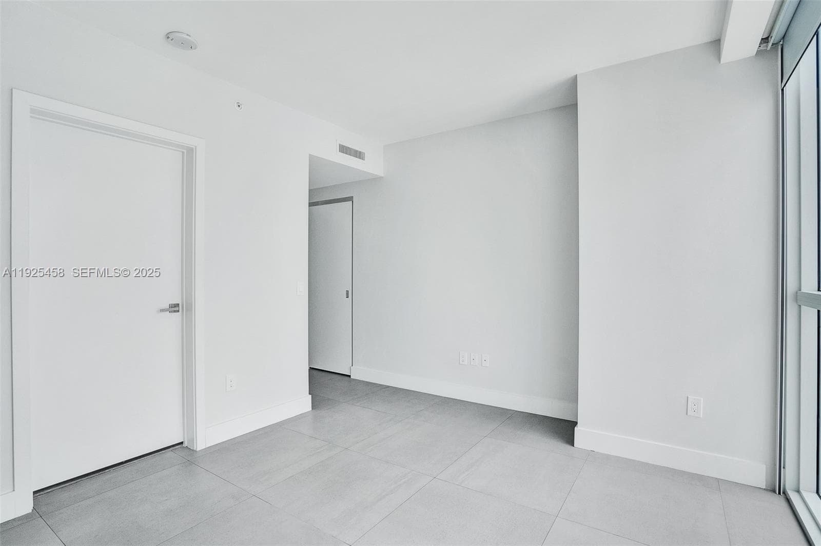 1080 Brickell Ave # 4109, Miami FL 33131 — 10