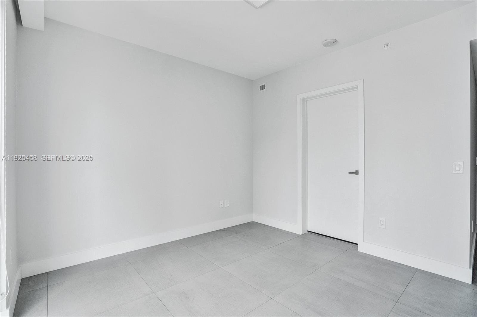1080 Brickell Ave # 4109, Miami FL 33131 — 19