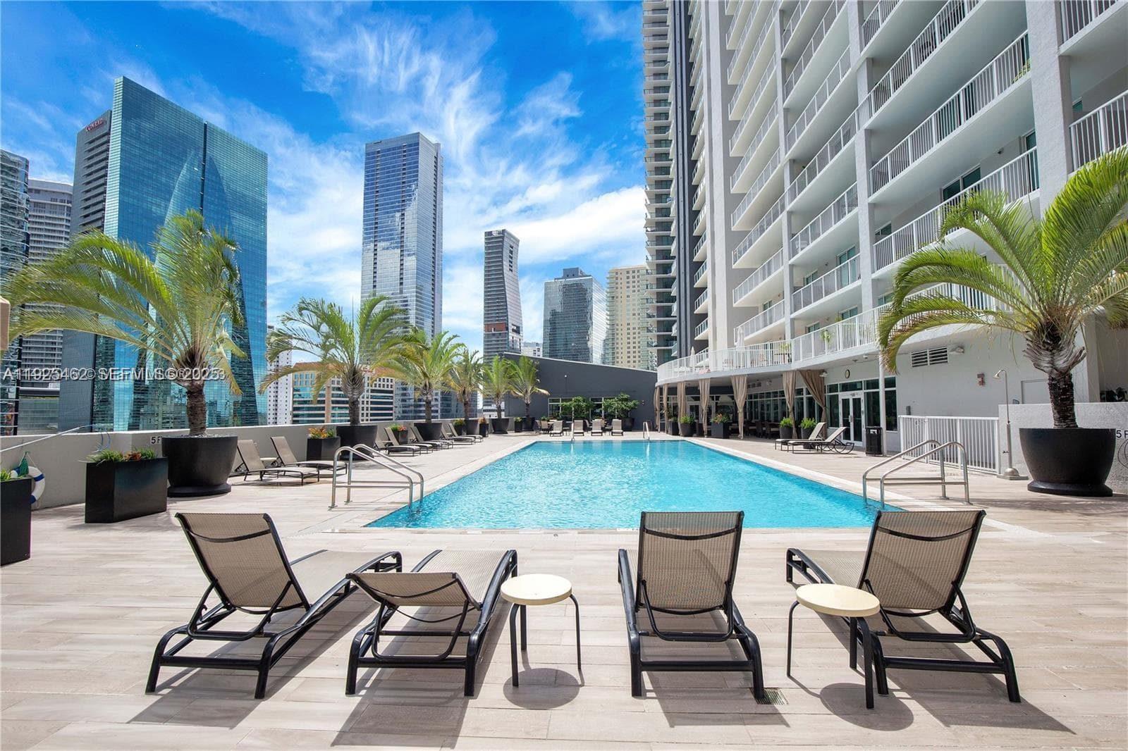 1250 S Miami Ave # 2805, Miami FL 33130 — 28