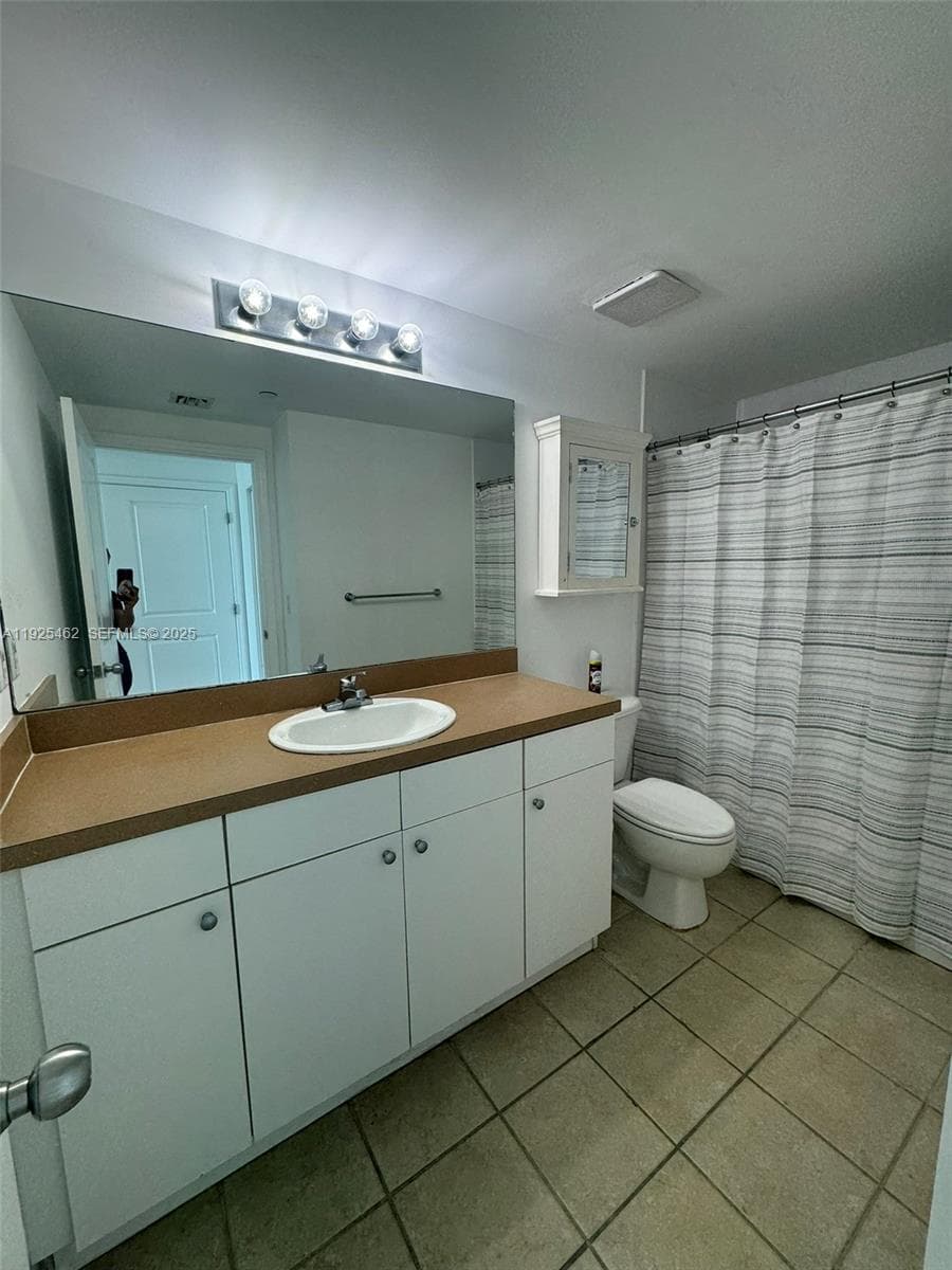 1250 S Miami Ave # 2805, Miami FL 33130 — 10