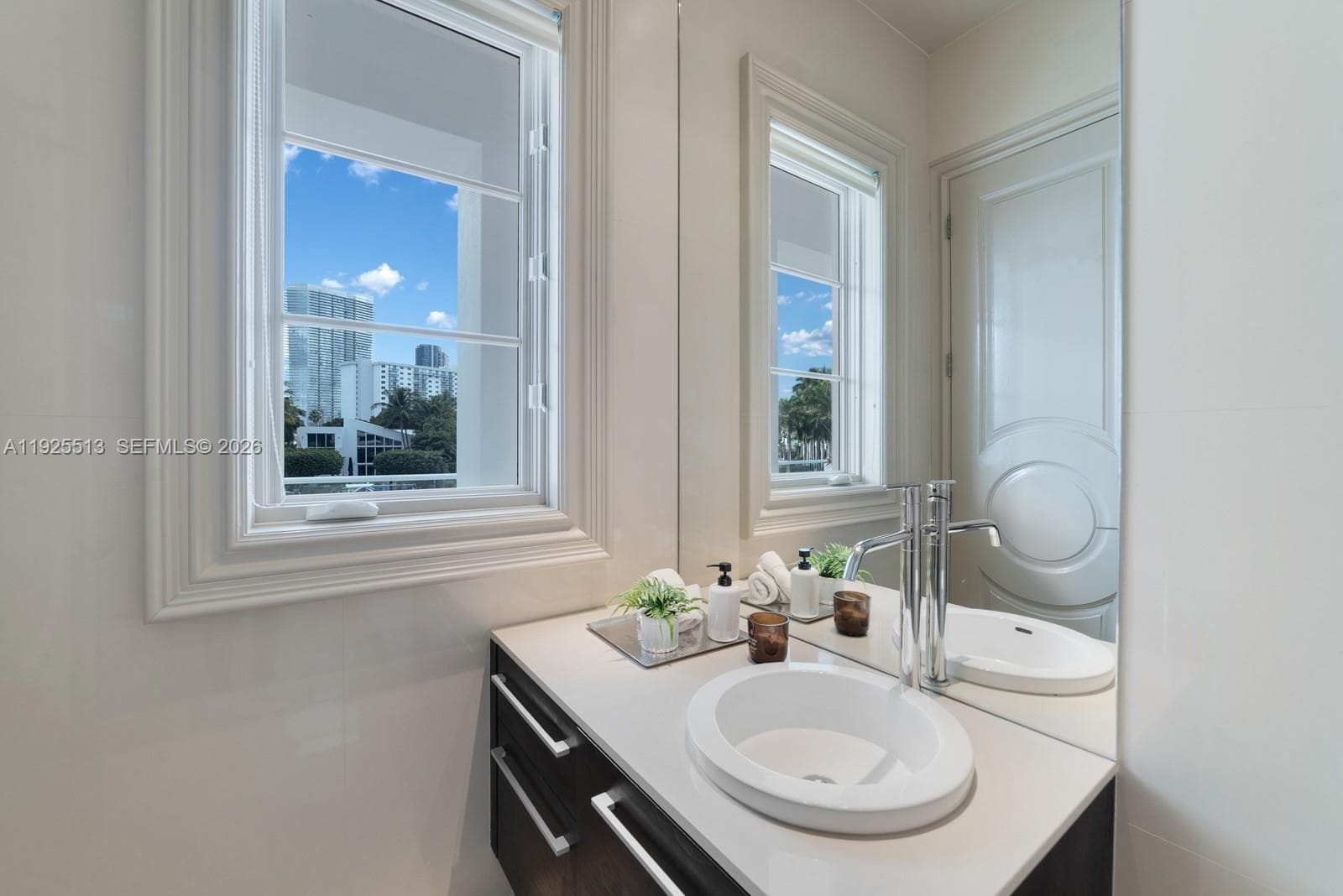 142 S Island Dr, Golden Beach FL 33160 — 23