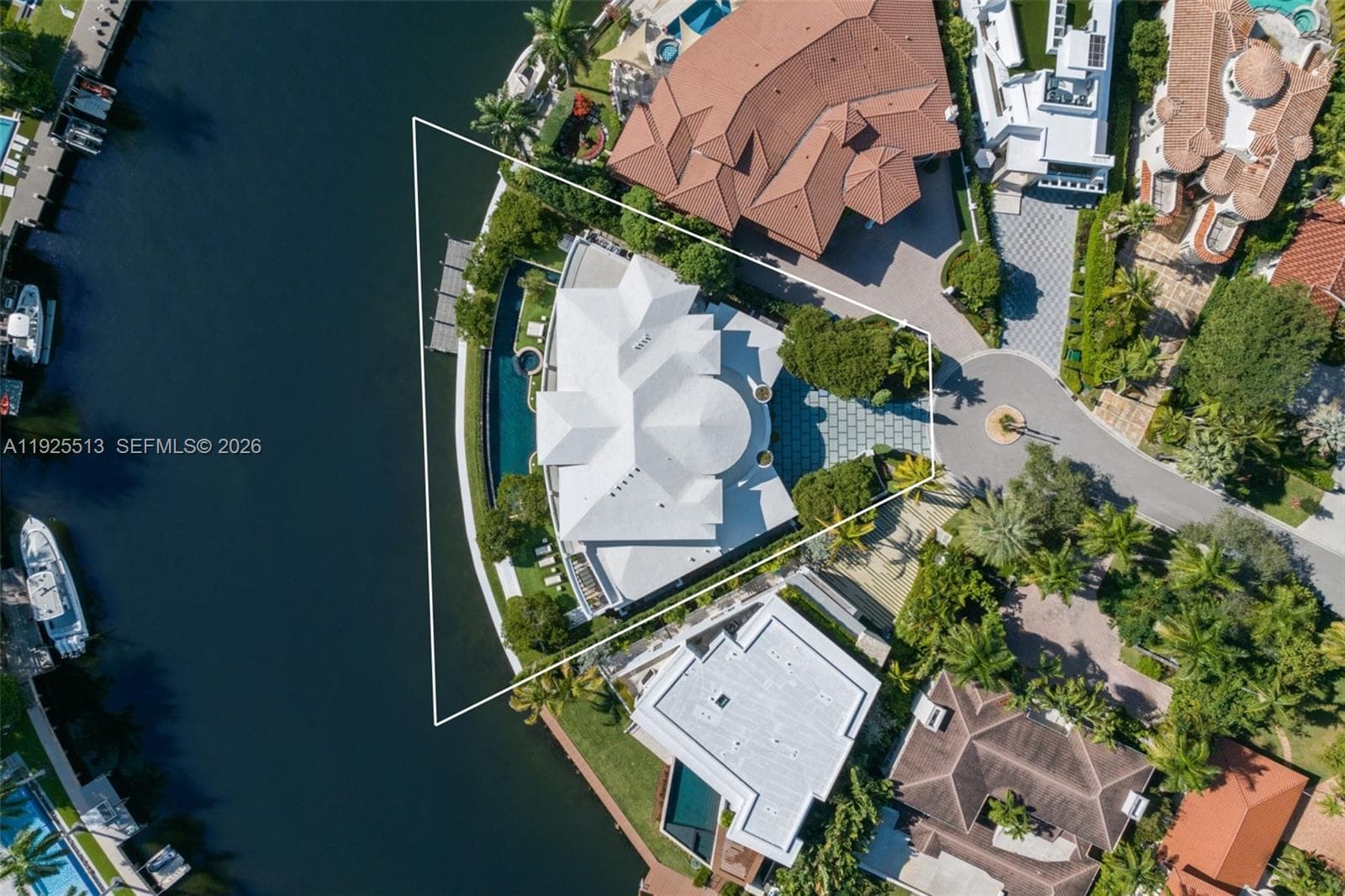 142 S Island Dr, Golden Beach FL 33160 — 51