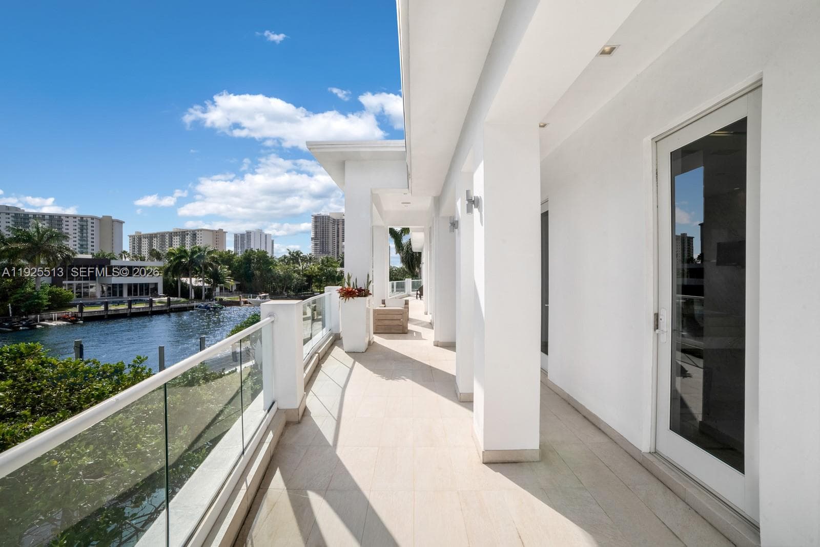 142 S Island Dr, Golden Beach FL 33160 — 29
