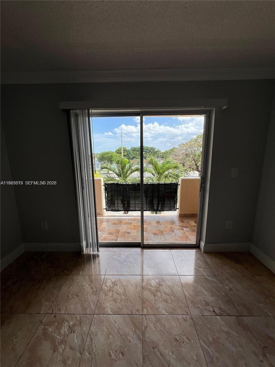 1075 W 68th St # 218, Hialeah FL 33014 — 20