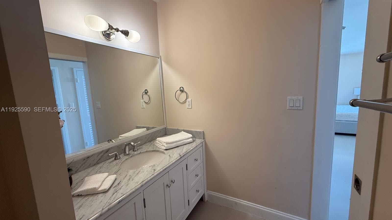 100 Lincoln Rd # 1108, Miami Beach FL 33139 — 12