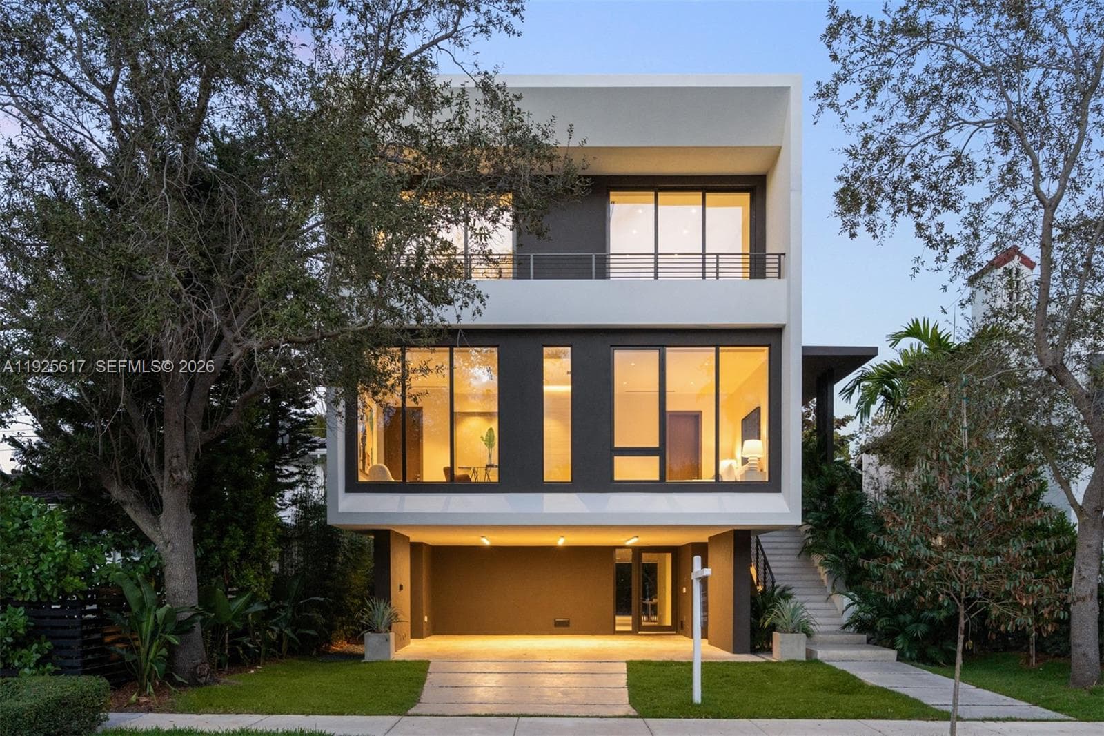 3551 Crystal Ct, Miami FL 33133 — 1