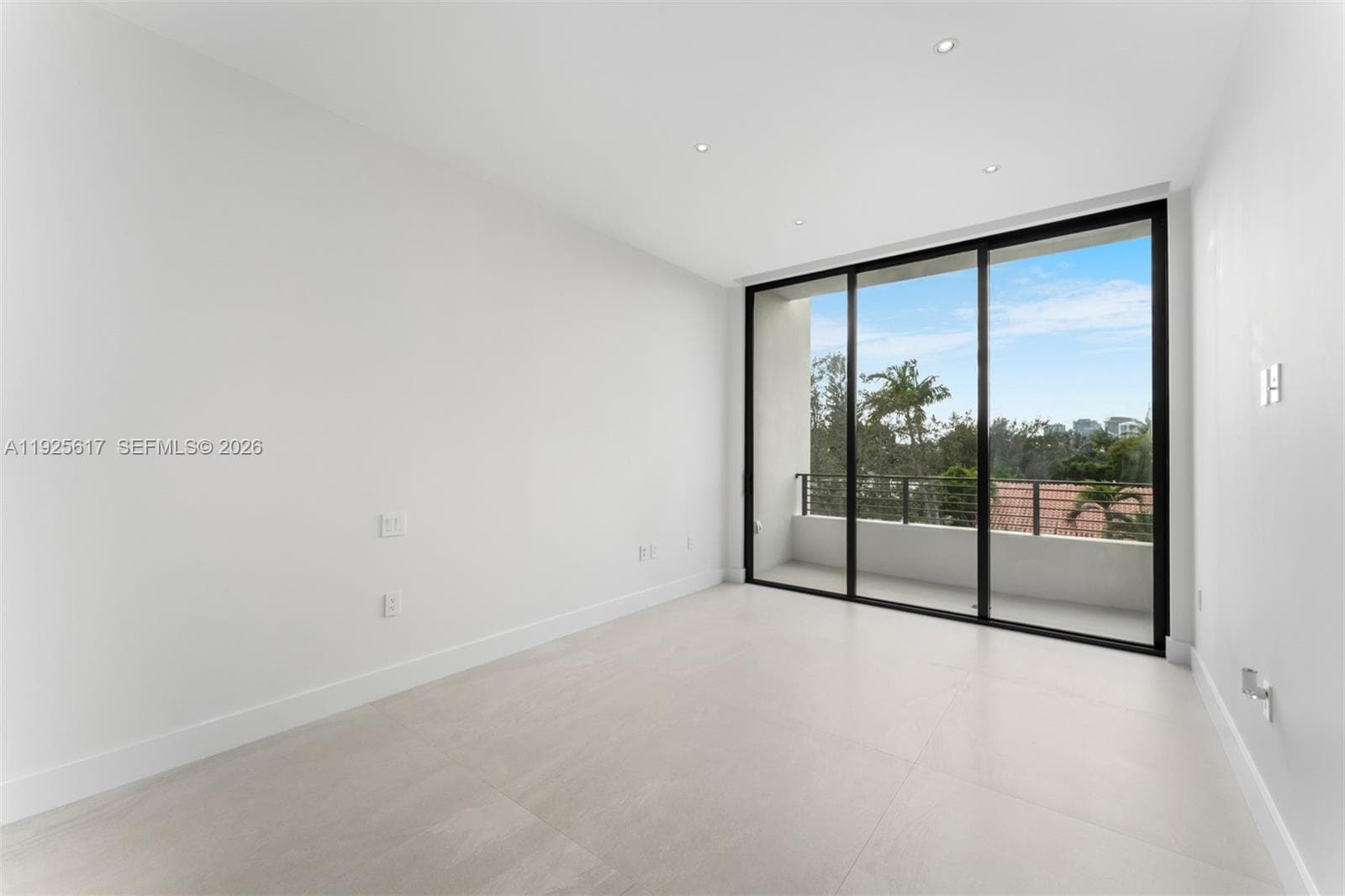 3551 Crystal Ct, Miami FL 33133 — 33