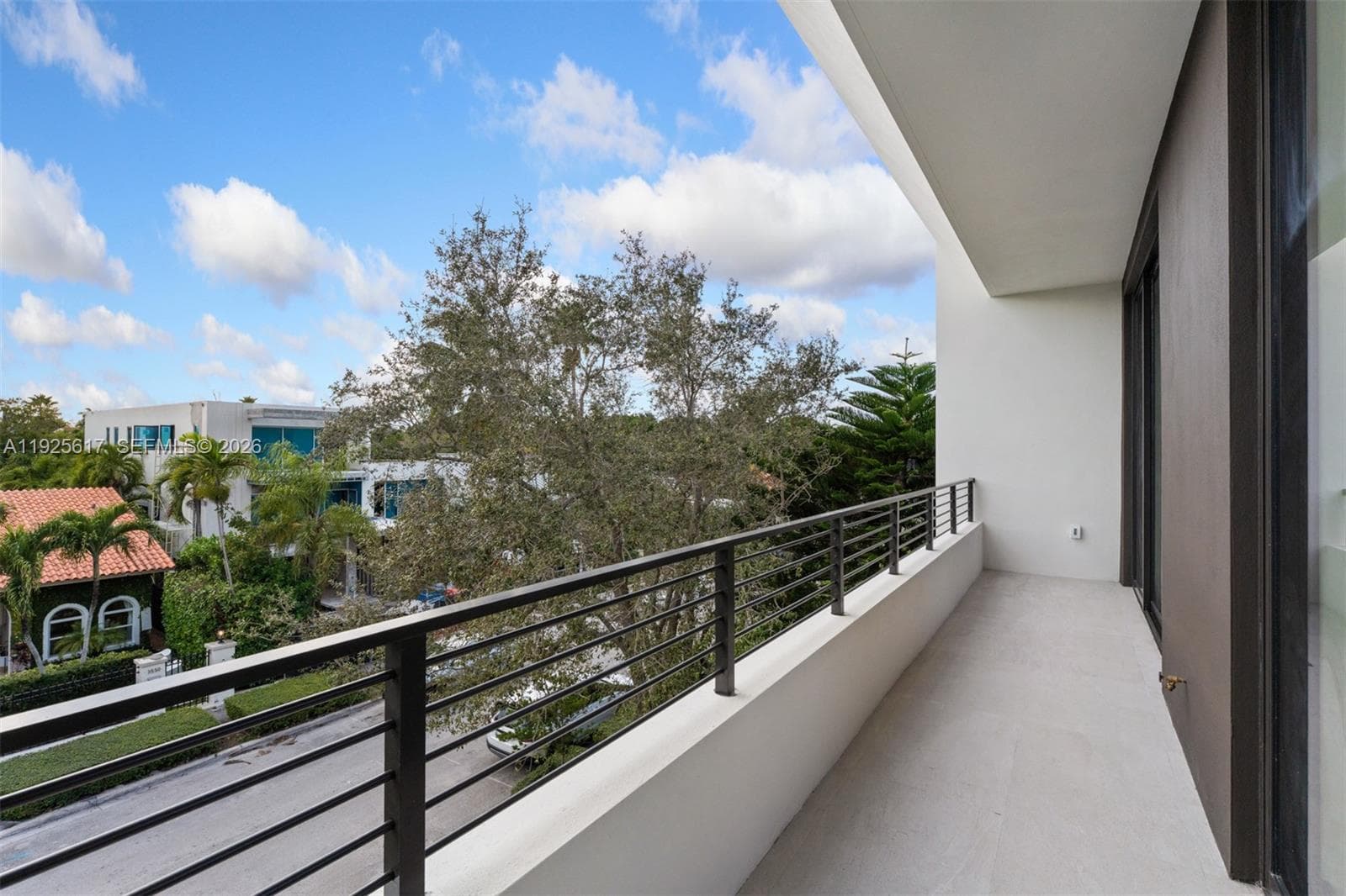 3551 Crystal Ct, Miami FL 33133 — 37