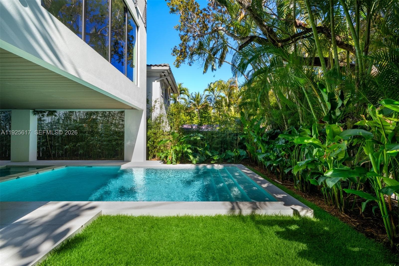 3551 Crystal Ct, Miami FL 33133 — 40