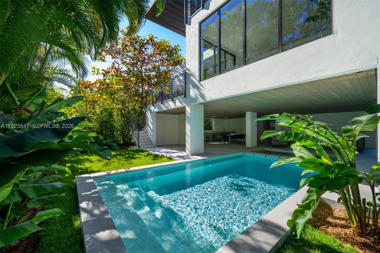 3551 Crystal Ct, Miami FL 33133 — 39