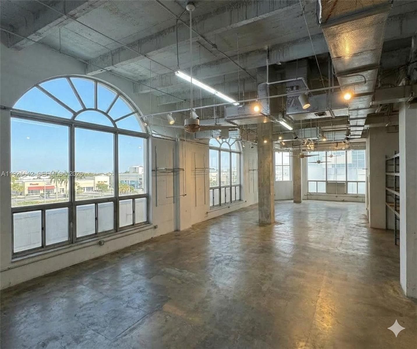 2801 BISCAYNE BLVD, Miami FL 33137 — 4