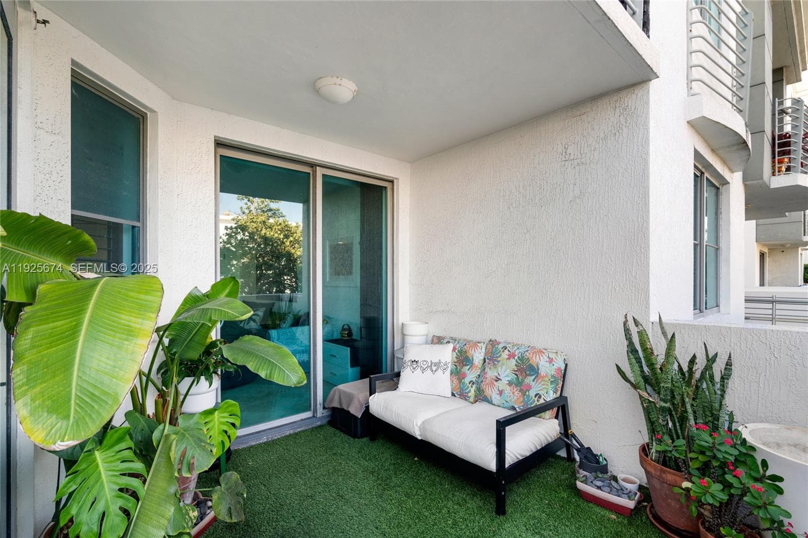 110 Washington Ave # 2309, Miami Beach FL 33139 — 24