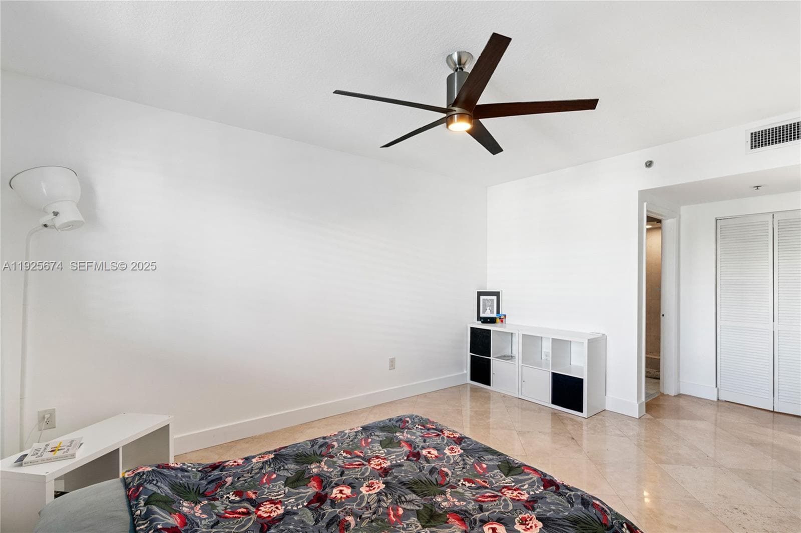 110 Washington Ave # 2309, Miami Beach FL 33139 — 18