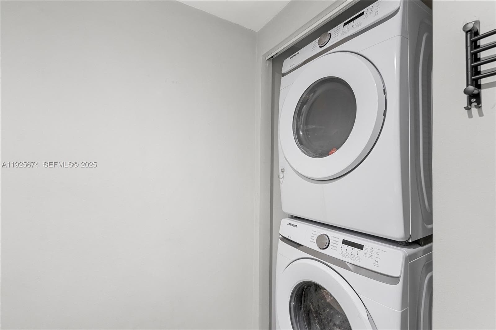 110 Washington Ave # 2309, Miami Beach FL 33139 — 15