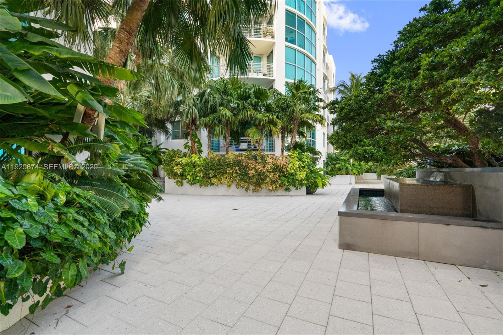 110 Washington Ave # 2309, Miami Beach FL 33139 — 31