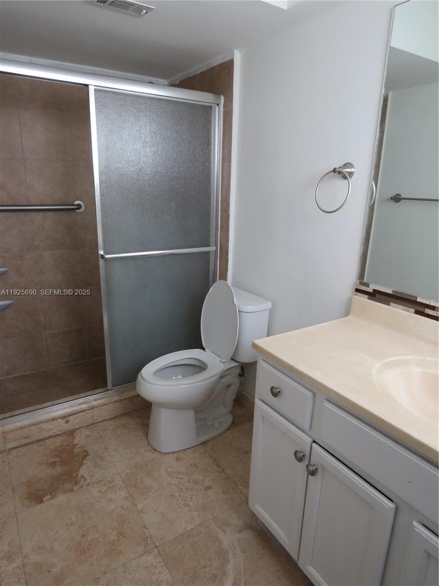11840 NE 19th Dr # 26, North Miami FL 33181 — 12