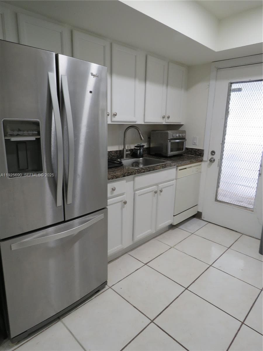 11840 NE 19th Dr # 26, North Miami FL 33181 — 7