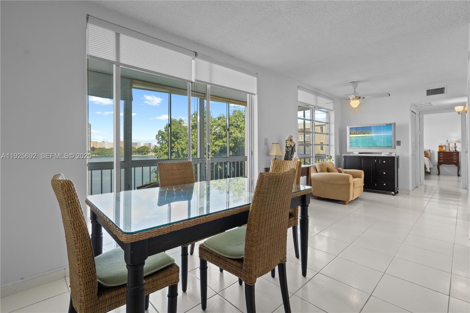 2999 POINT EAST DR # 502, Aventura FL 33160 — 1