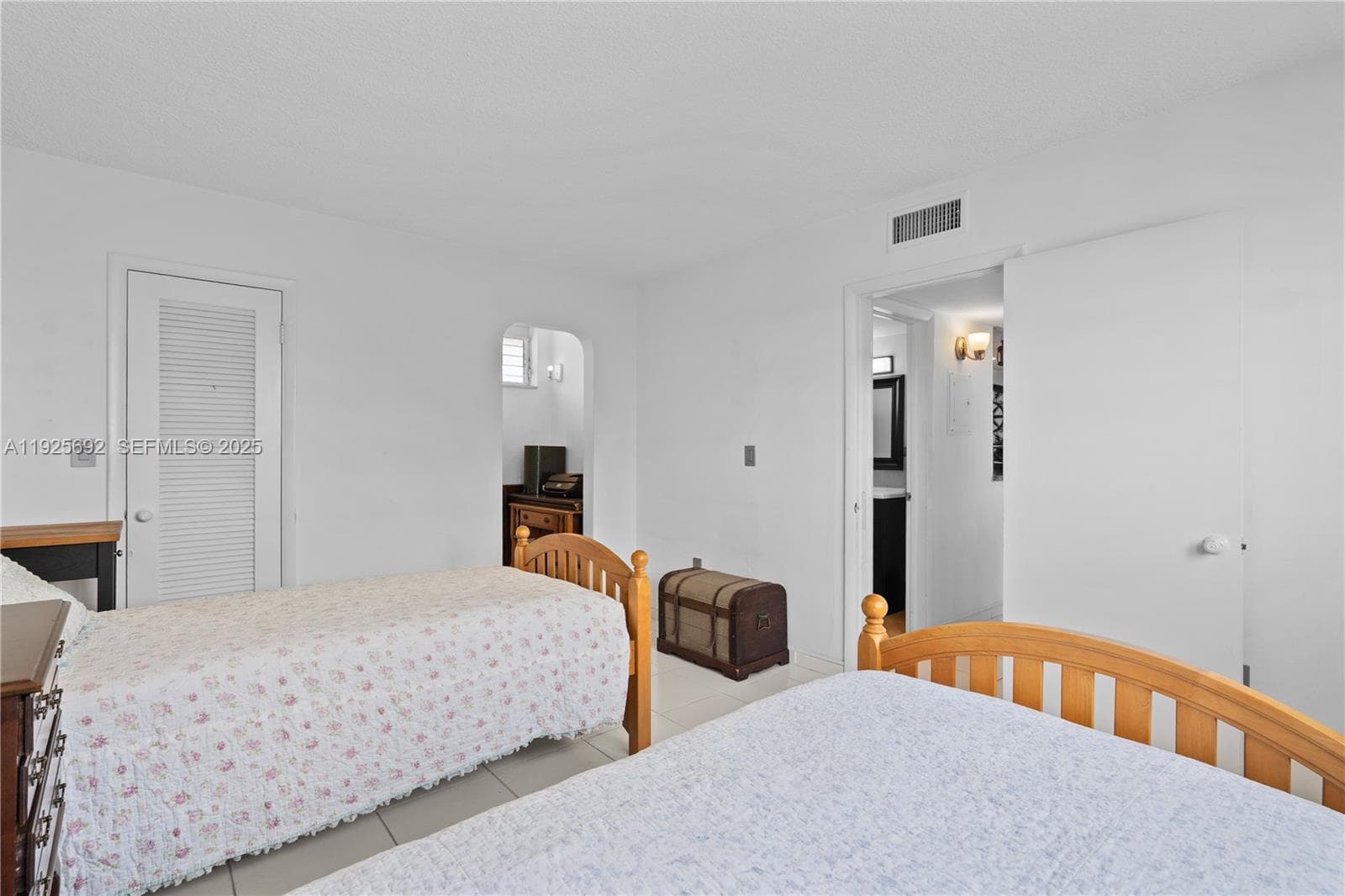 2999 POINT EAST DR # 502, Aventura FL 33160 — 24