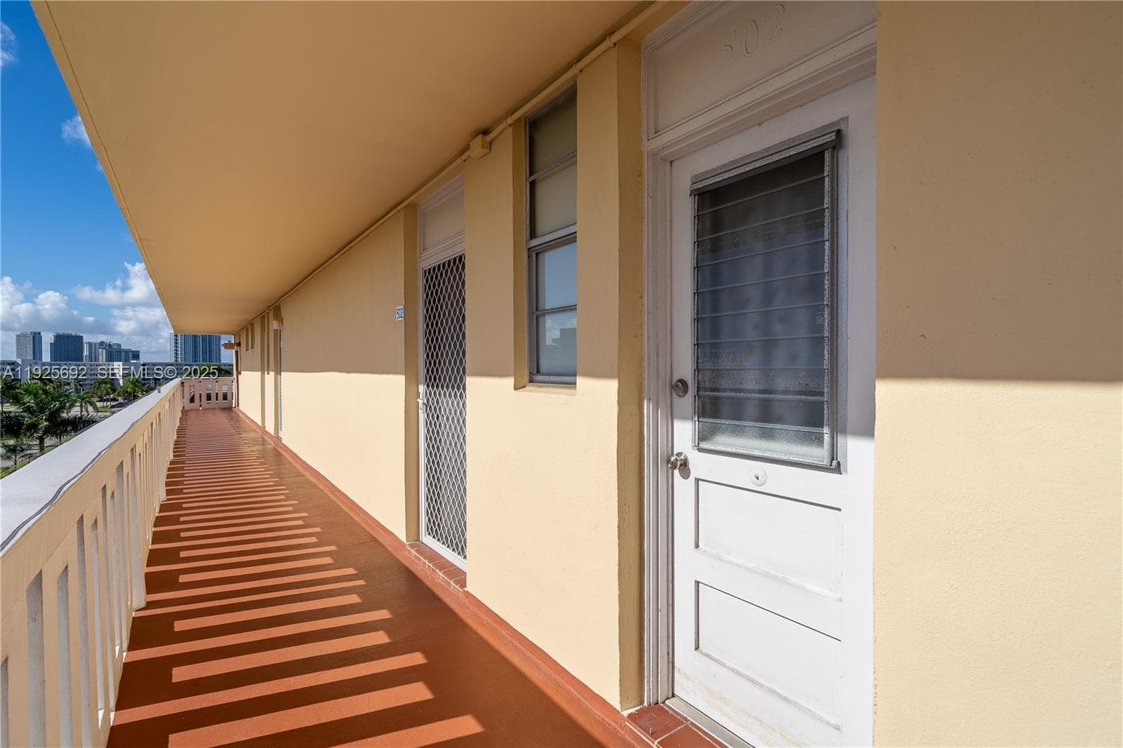 2999 POINT EAST DR # 502, Aventura FL 33160 — 30