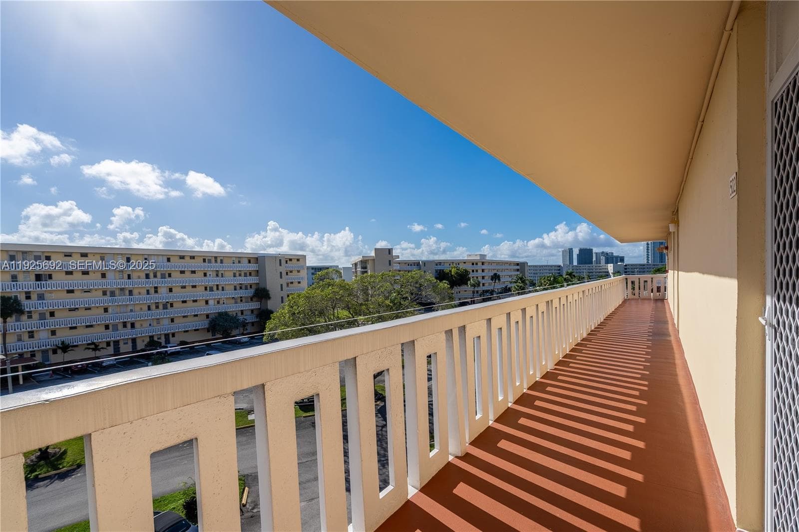 2999 POINT EAST DR # 502, Aventura FL 33160 — 31