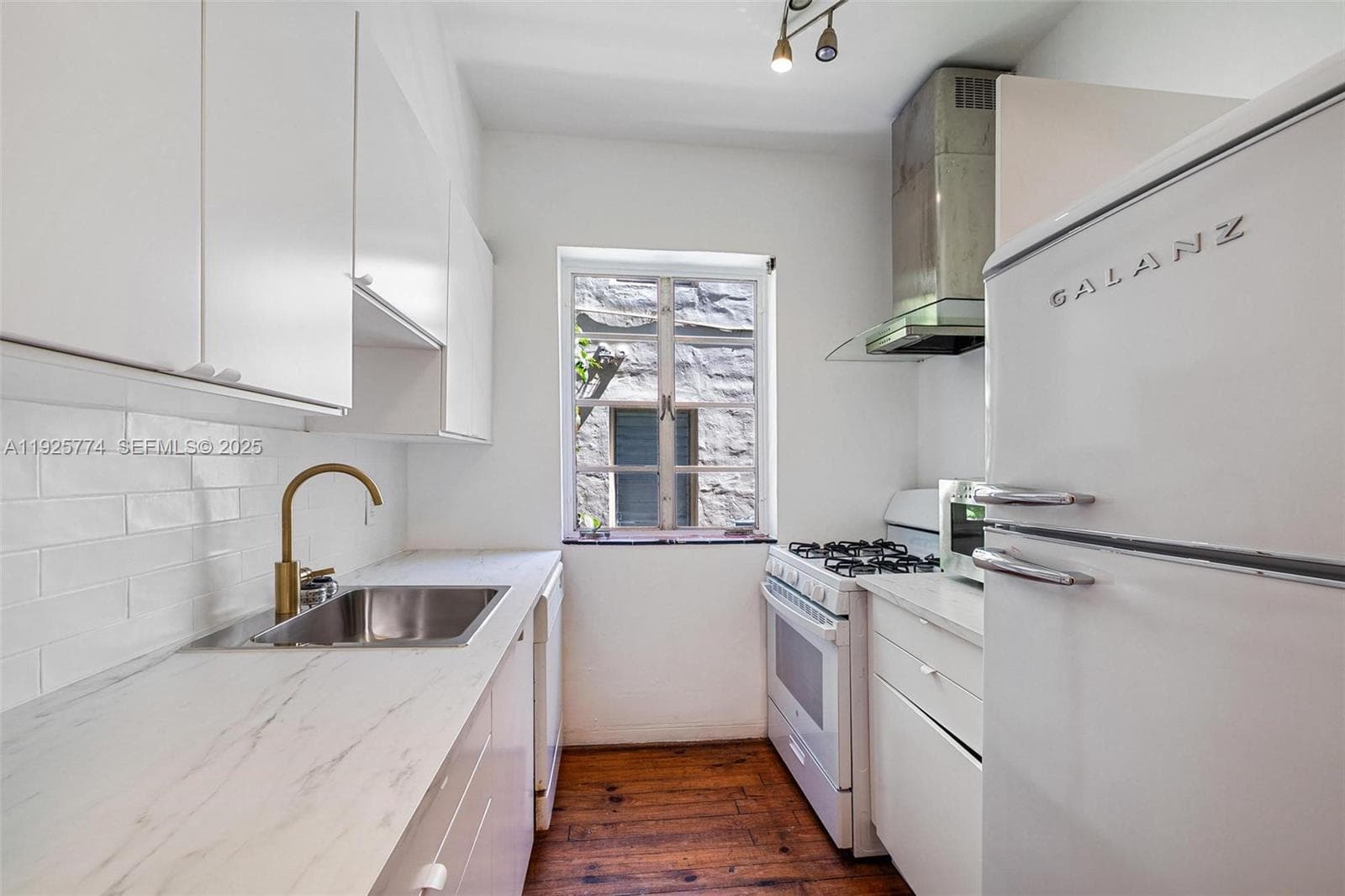 1611 Euclid Ave # 8, Miami Beach FL 33139 — 6