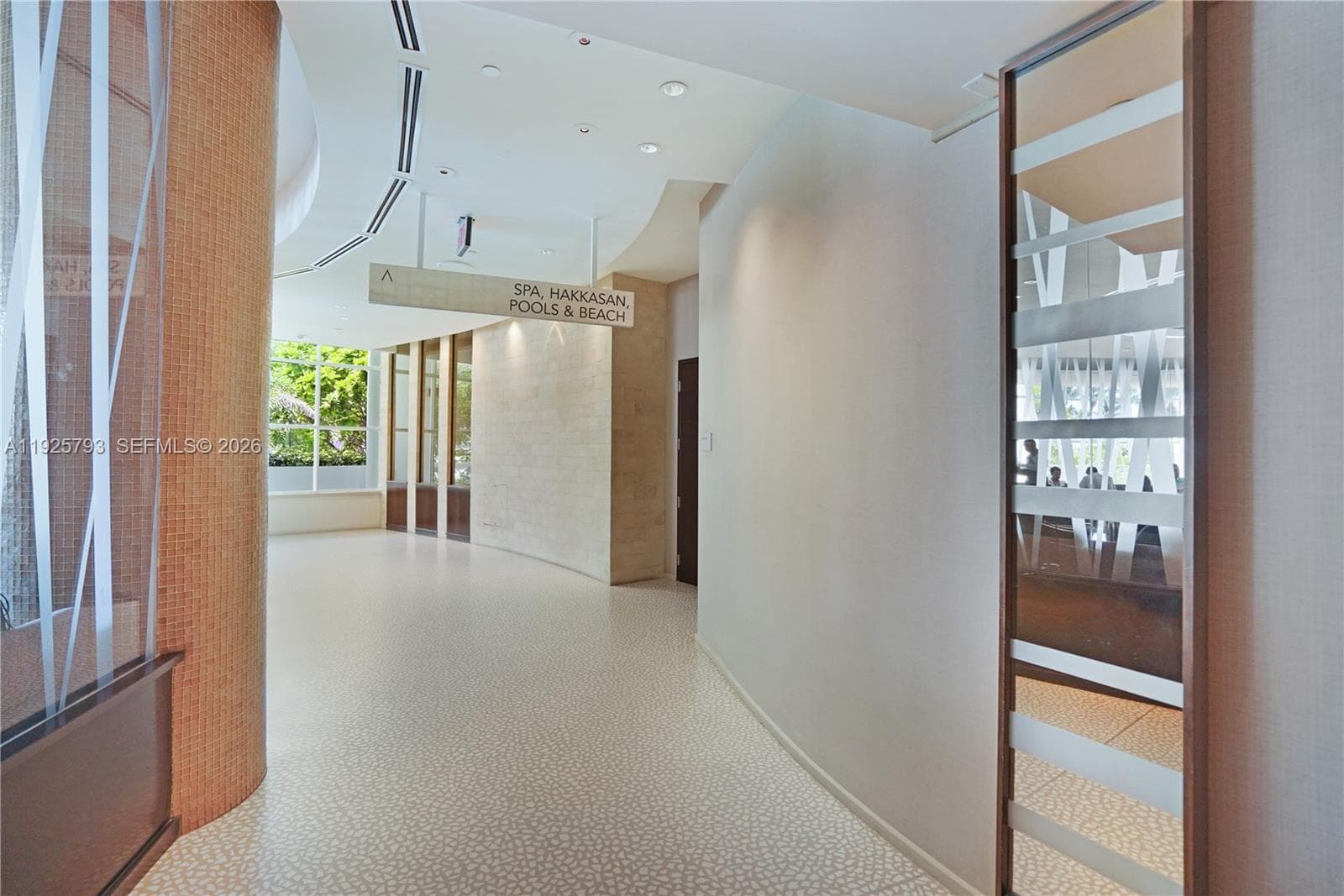 4391 Collins Ave # 1814, Miami Beach FL 33140 — 56