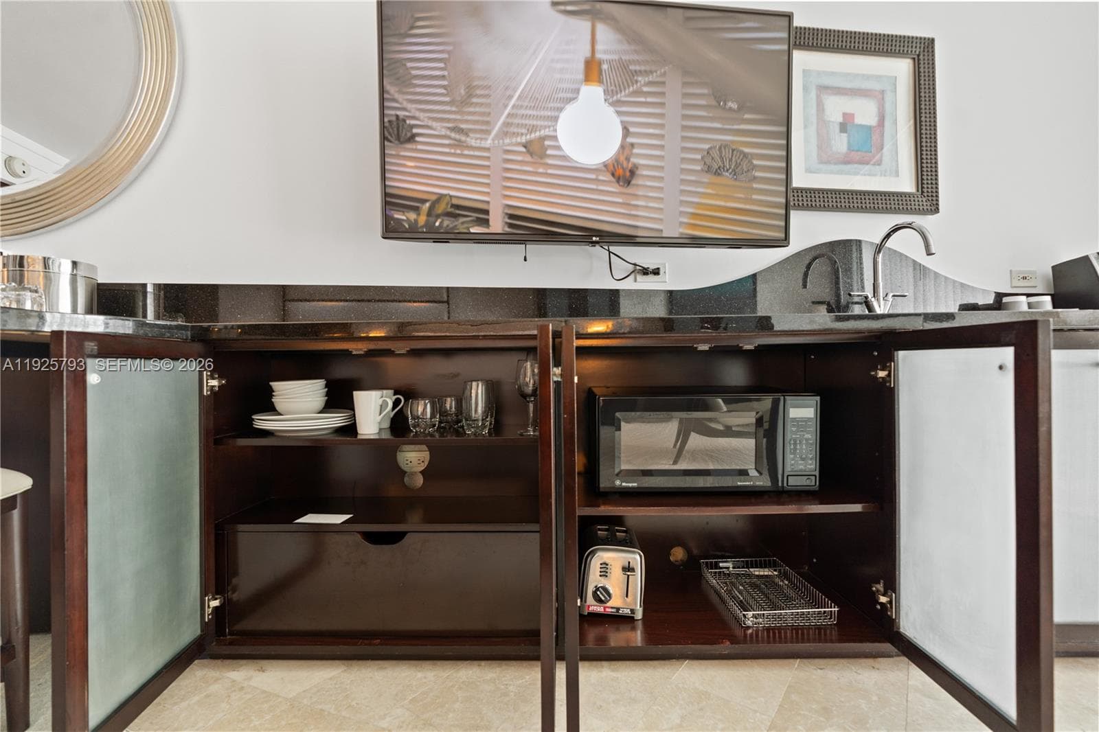 4391 Collins Ave # 1814, Miami Beach FL 33140 — 16
