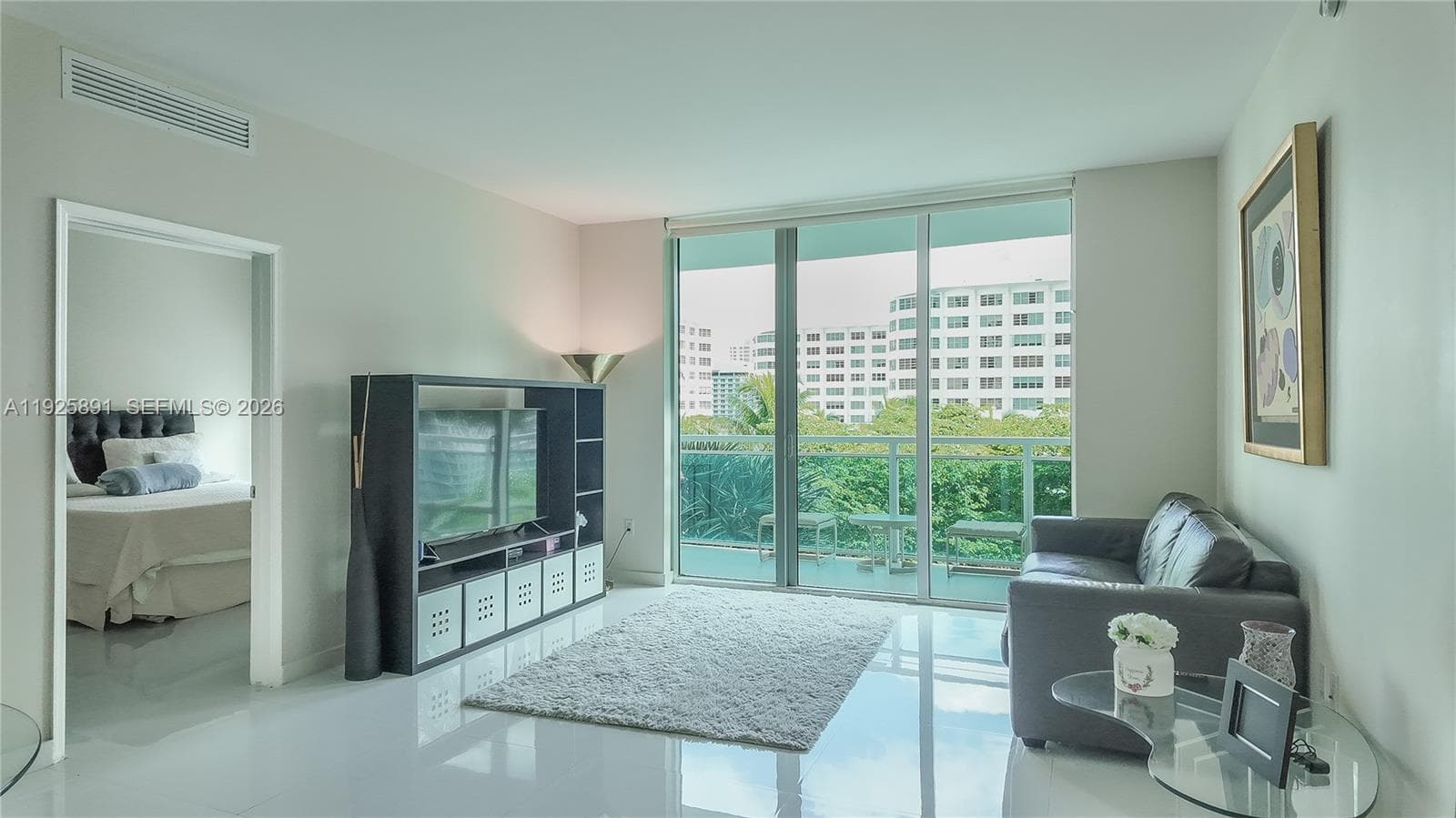 951 Brickell Ave # 1206, Miami FL 33131 — 2