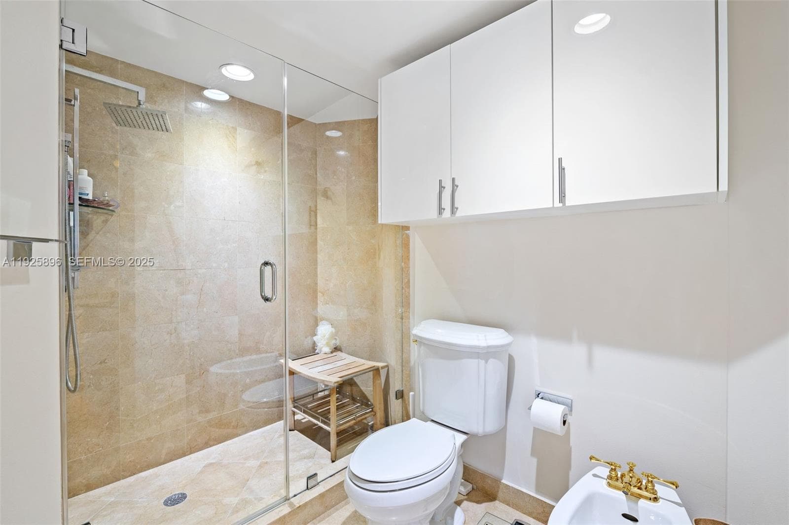 19333 E Collins Ave # 1402, Sunny Isles Beach FL 33160 — 22
