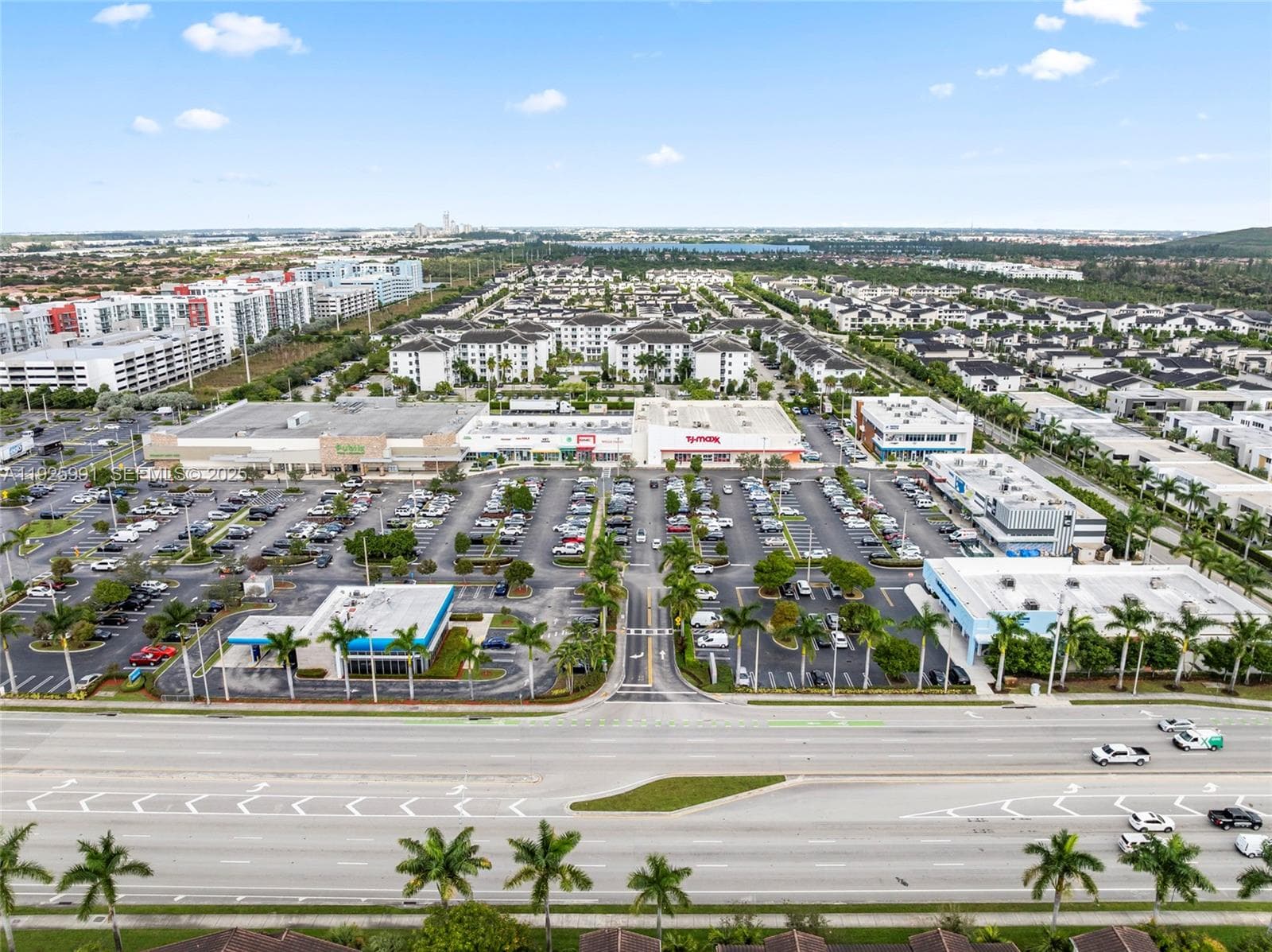6933 NW 104th Ct, Doral FL 33178 — 12