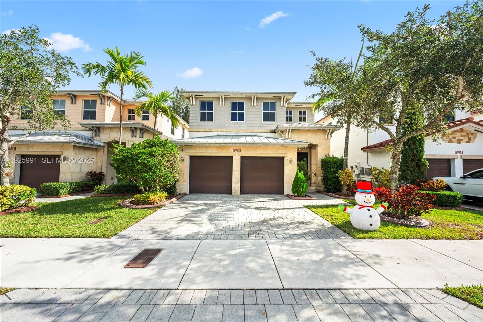 6933 NW 104th Ct, Doral FL 33178 — 3