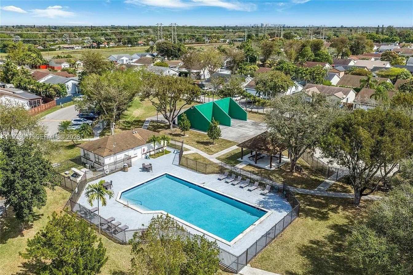 13338 SW 113th Pl, Miami FL 33176 — 38
