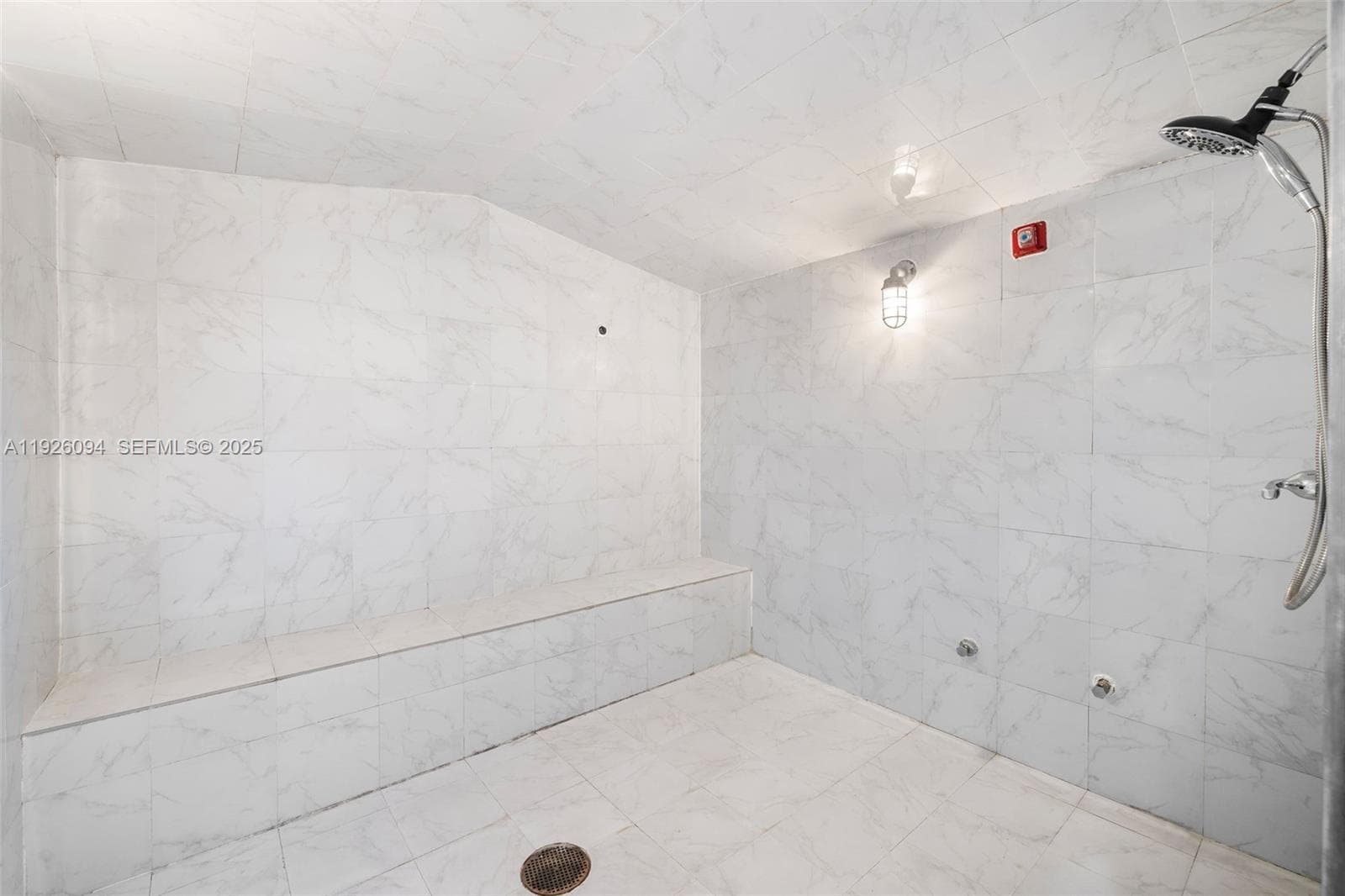 665 NE 25th St # 1801, Miami FL 33137 — 44
