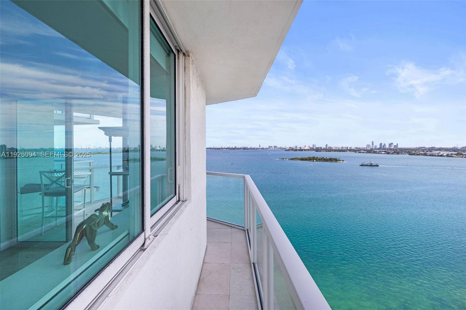 665 NE 25th St # 1801, Miami FL 33137 — 25