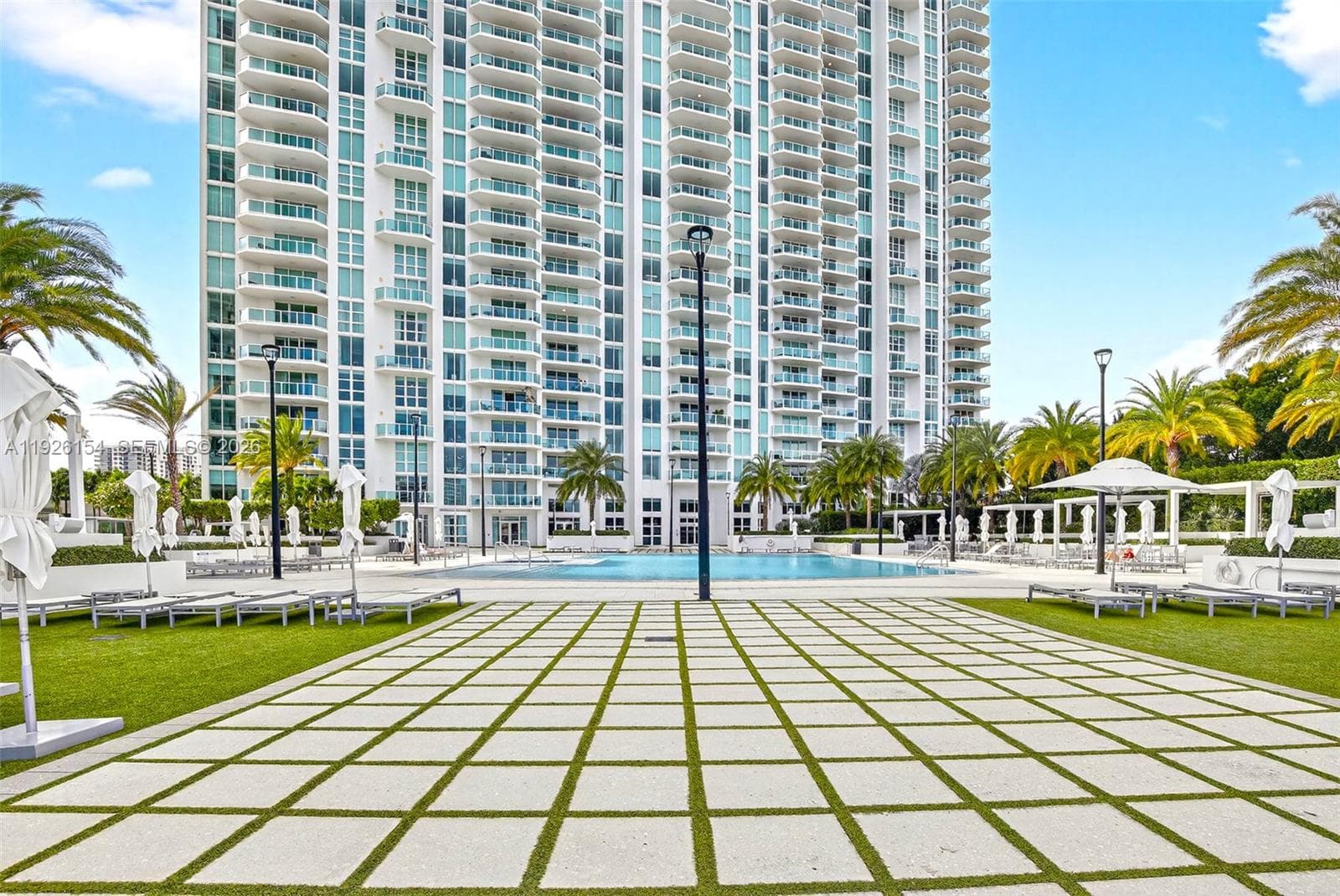 3301 NE 183 St # 906, Aventura FL 33160 — 37