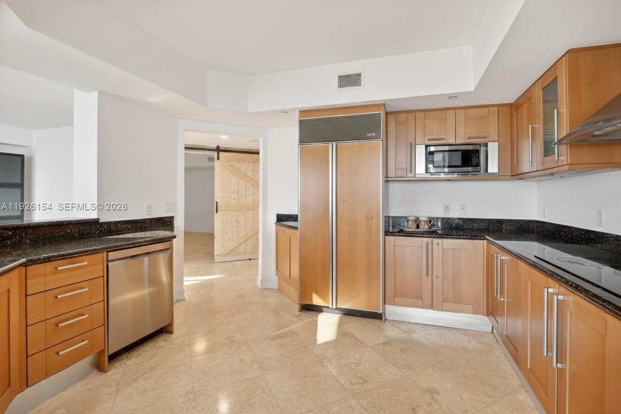 3301 NE 183 St # 906, Aventura FL 33160 — 4