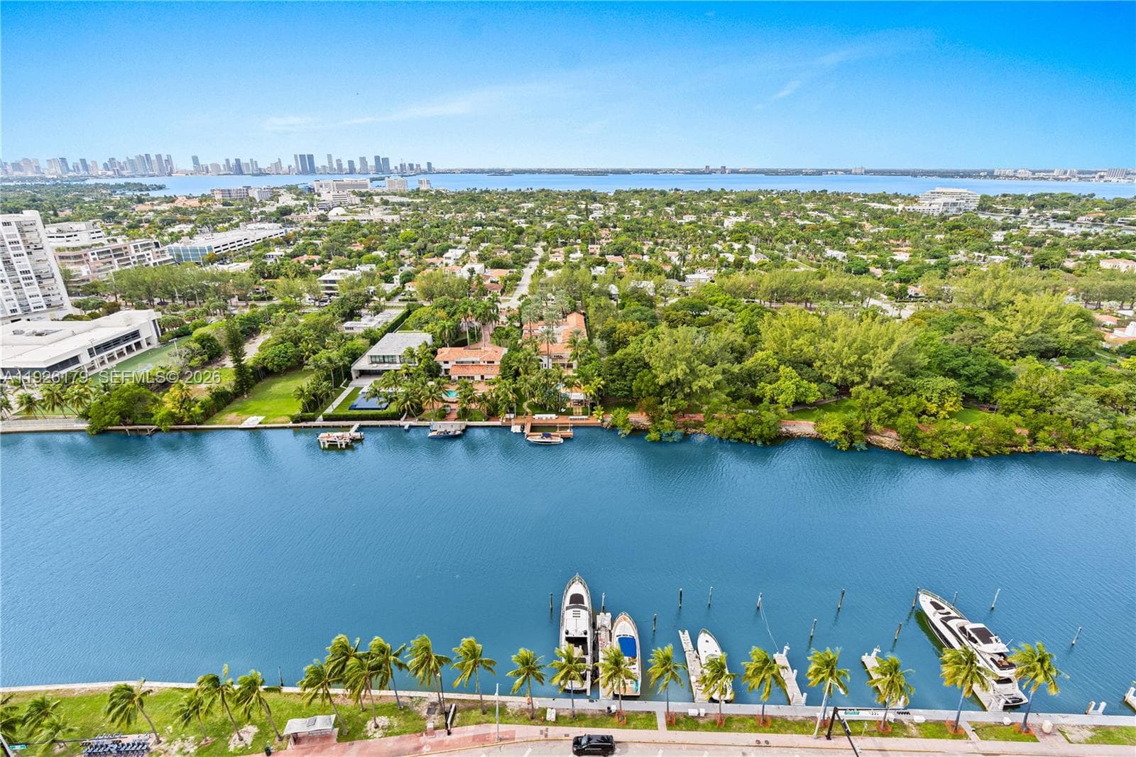 4401 Collins Ave # 2517, Miami Beach FL 33140 — 3
