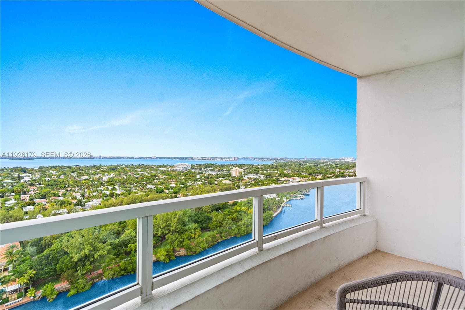 4401 Collins Ave # 2517, Miami Beach FL 33140 — 10